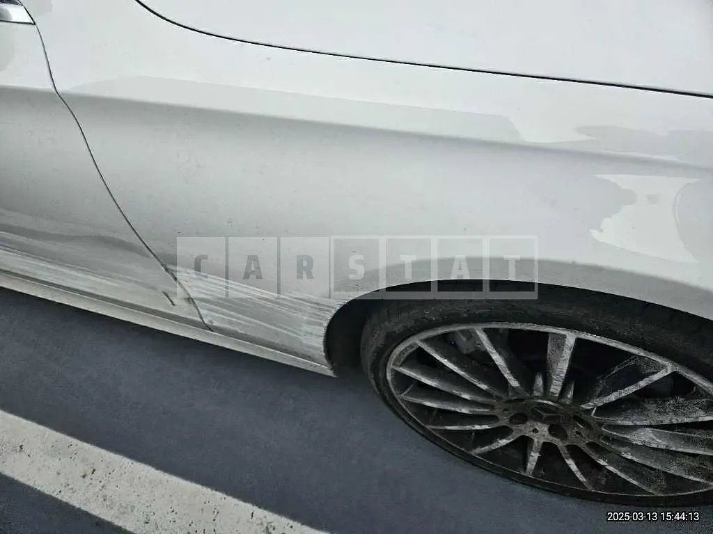 Photo 2 of 19: 2019 Mercedes-Benz E350 4Matic — Korean insurance auction