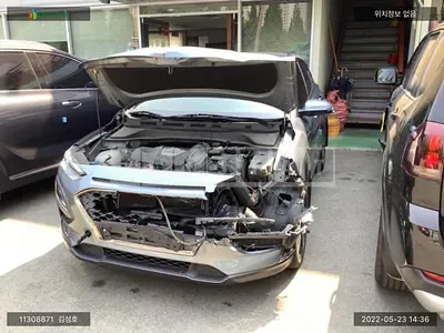 Photo 1 of 10: 2017 Hyundai Kona, VIN KMHK4815HJU030612 — Korean insurance auction