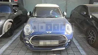 Photo 1 of 15: 2017 MINI Cooper Five-Door — Korean insurance auction
