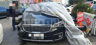 Photo 1 of 13: 2017 Kia Carnivals — Korean insurance auction