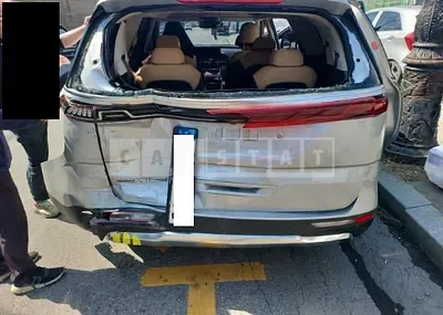 Photo 1 of 31: 2021 Kia Carnival 2.2, VIN KNANE81BBMS018178 — Korean insurance auction