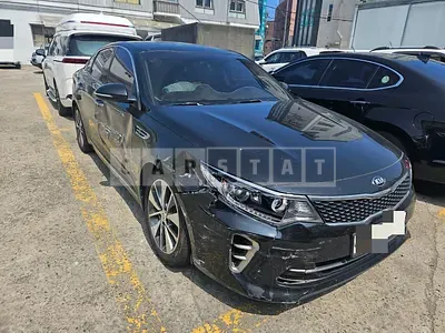 Photo 1 of 7: 2016 Kia K5 — Korean insurance auction