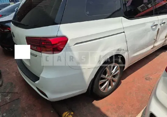 Photo 2 of 10: 2019 Kia Carnival — Korean insurance auction