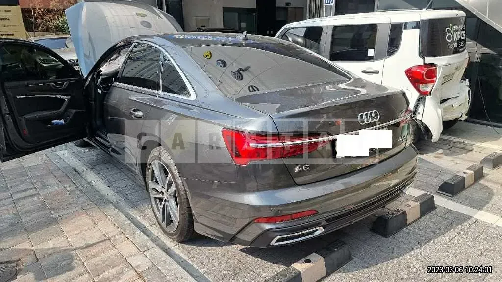 Photo 2 of 26: 2020 Audi A6 45 TDI quattro, VIN WAUZZZF29LN051625 — Korean insurance auction