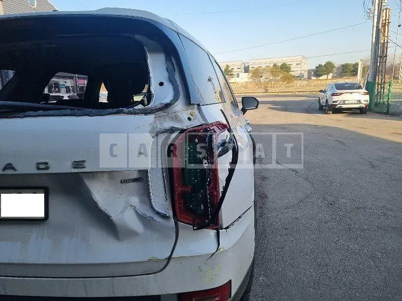 Photo 2 of 28: 2021 Hyundai Palisade, VIN KMHR281ADMU291146 — Korean insurance auction