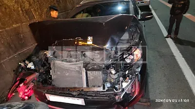 Photo 1 of 11: 2015 Kia Sorento, VIN KNAPH81ABFA092993 — Korean insurance auction