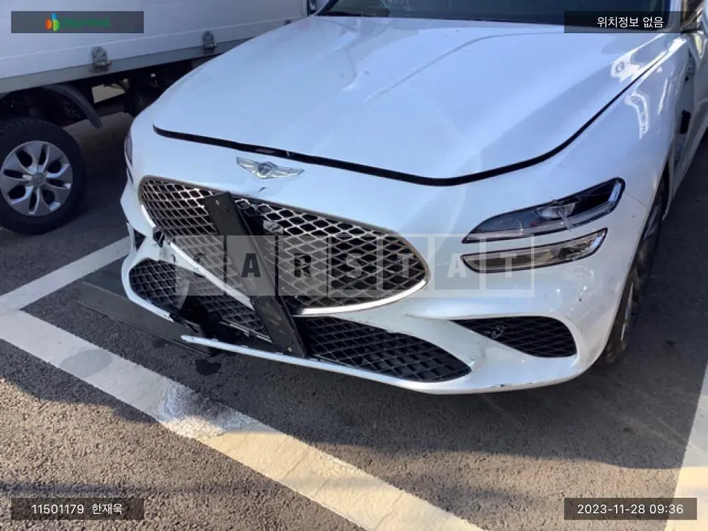 Photo 2 of 26: 2023 Genesis G70, VIN KMTG341ABPU119178 — Korean insurance auction