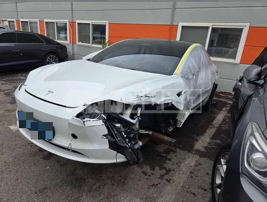 Photo 2 of 4: 2024 Tesla Model 3 RWD — Korean insurance auction