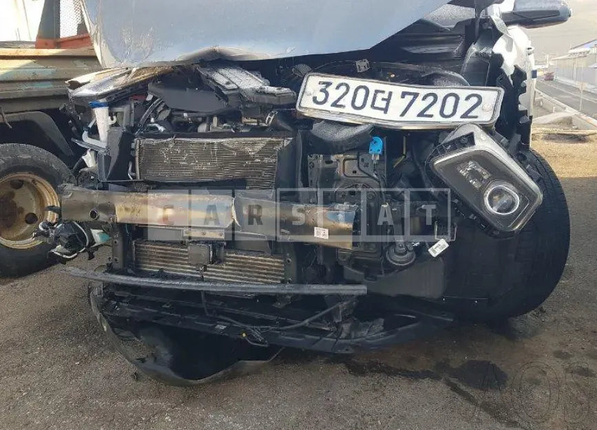 Photo 2 of 22: 2020 Hyundai Kona, VIN KMHK2817GLU509082 — Korean insurance auction