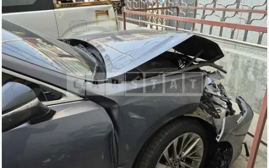 Photo 2 of 11: 2019 Lexus ES300h — Korean insurance auction