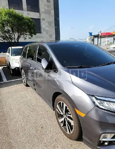 Photo 1 of 20: 2018 Honda Odyssey, VIN 5KBRL6880JB600416 — Korean insurance auction