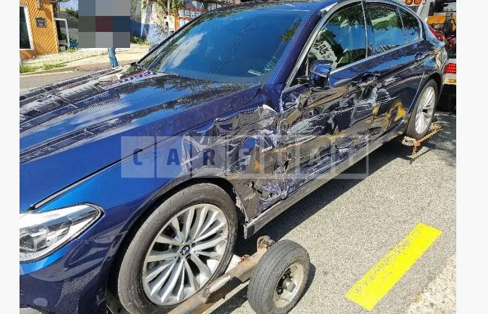 Photo 2 of 48: 2018 BMW 520d — Korean insurance auction