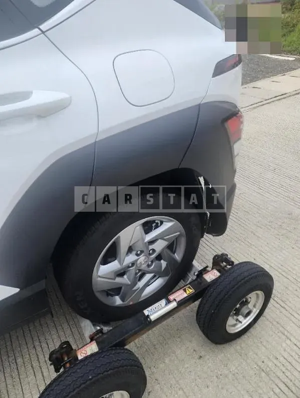 Photo 2 of 5: 2023 Hyundai Kona 2.0, VIN KMHHC81BEPU020412 — Korean insurance auction