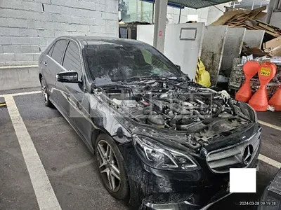 Photo 1 of 19: 2016 Mercedes-Benz E350 BlueTec 4Matic — Korean insurance auction