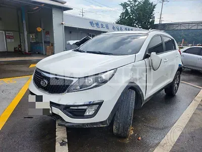 Photo 1 of 12: 2014 Kia Sportage R (2WD) — Korean insurance auction