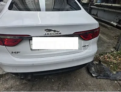 Photo 1 of 41: 2016 Jaguar XF 20d — Korean insurance auction