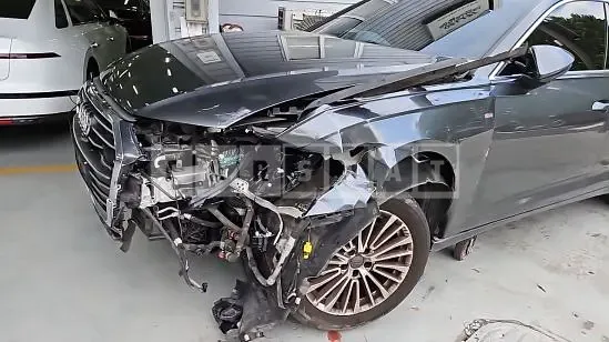Photo 2 of 28: 2020 Audi A6 40 TDI — Korean insurance auction