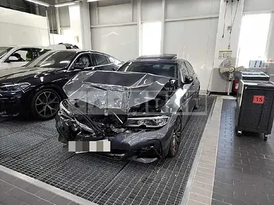 Photo 1 of 15: 2020 BMW 320d M Sport Package, VIN WBA5V5106LFJ54181 — Korean insurance auction