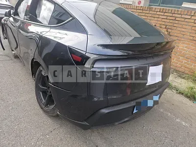 Photo 1 of 11: 2026 Tesla Model Y Premium RWD — Korean insurance auction