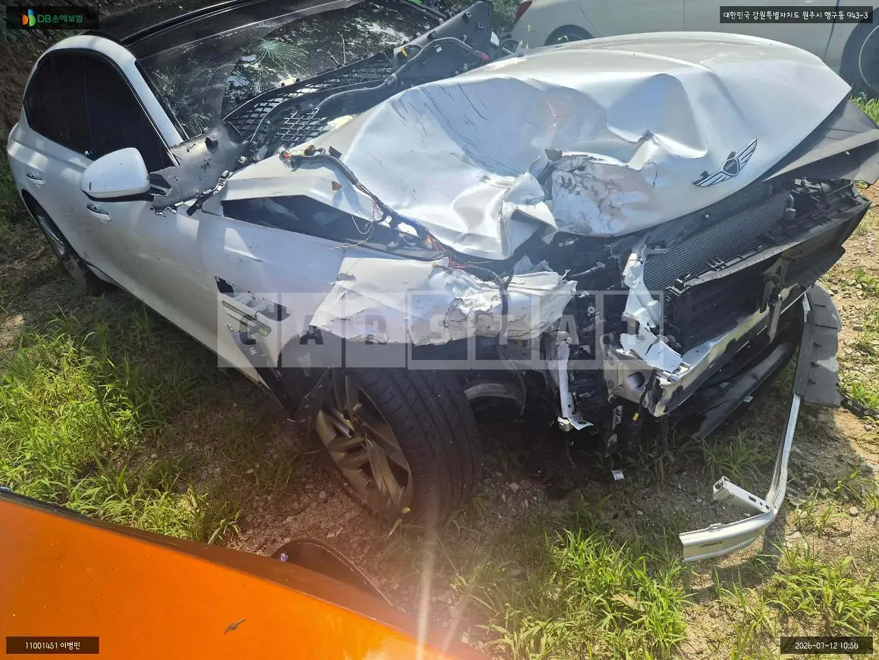 Photo 2 of 22: 2024 Genesis G80, VIN KMTGB41CDSU268806 — Korean insurance auction