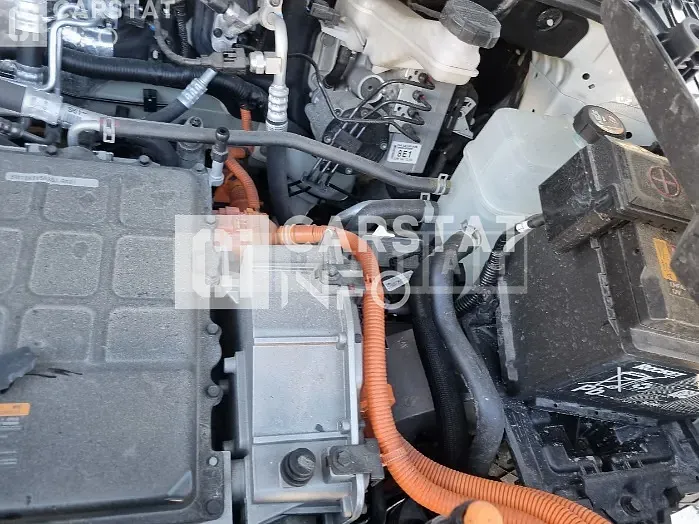 Photo 2 of 19: 2019 Hyundai Kona Electric, VIN KMHK381GFKU056455 — Korean insurance auction