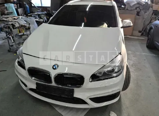 Photo 2 of 18: 2018 BMW Active Tourer — Korean insurance auction
