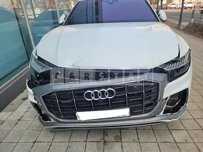 Photo 1 of 27: 2020 Audi Q8 50 TDI quattro, VIN WAUZZZF15LD020465 — Korean insurance auction