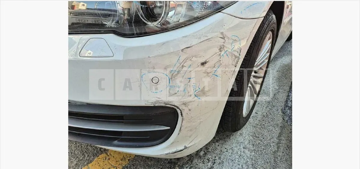 Photo 2 of 2: 2015 BMW (parts) 520d Headlamp — Korean insurance auction
