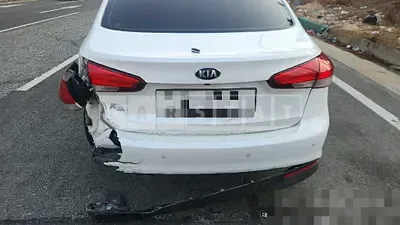 Photo 1 of 8: 2016 Kia Kz — Korean insurance auction