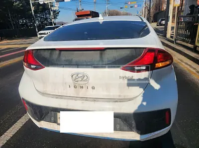 Photo 1 of 14: 2016 Hyundai IONIQ — Korean insurance auction