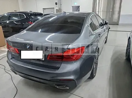 Photo 2 of 18: 2020 BMW 530i M Sport Package, VIN WBAJR5106LWW65232 — Korean insurance auction
