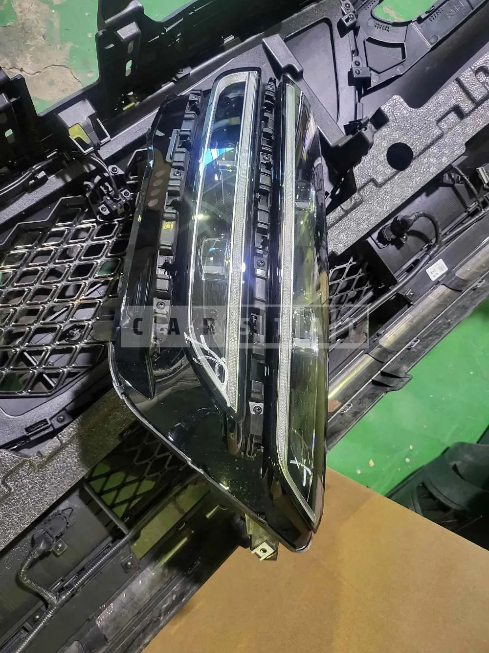 Photo 2 of 5: 2023 Genesis Light /GV70 Headlamp, VIN KMTMA81BDPU118252 — Korean insurance auction