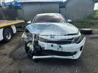Photo 1 of 9: 2016 Kia K5 2.0 (Hybrid) — Korean insurance auction