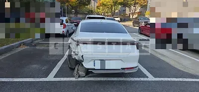 Photo 1 of 43: 2025 Kia Mr — Korean insurance auction