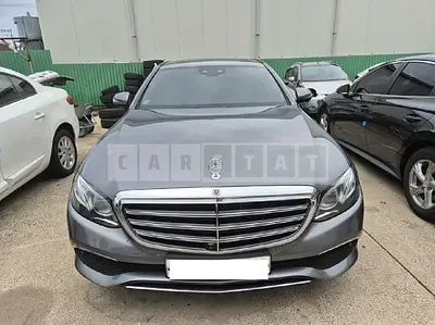 Photo 1 of 25: 2018 Mercedes-Benz E 300 — Korean insurance auction