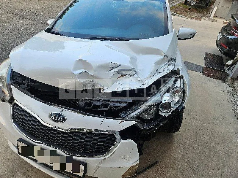 Photo 2 of 19: 2015 Kia Kz — Korean insurance auction