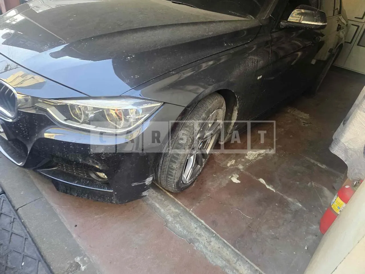 Photo 2 of 29: 2017 BMW 320i, VIN WBA8A9101HK883901 — Korean insurance auction
