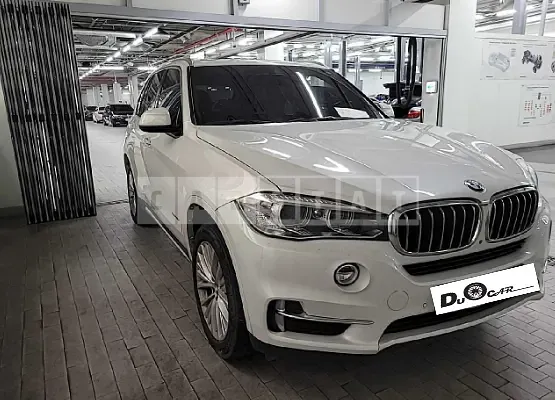 Photo 2 of 27: 2017 BMW X5 xDrive 30d, VIN WBAKS4102H0W58131 — Korean insurance auction
