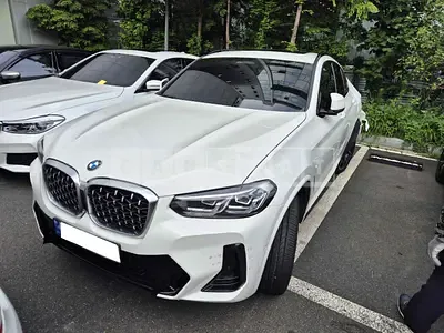 Photo 1 of 17: 2022 BMW X4 xDrive20d, VIN WBA31CA08N9N36642 — Korean insurance auction