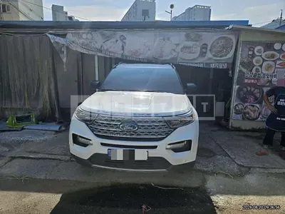 Photo 1 of 16: 2020 Ford Explorer 2.3 — Korean insurance auction