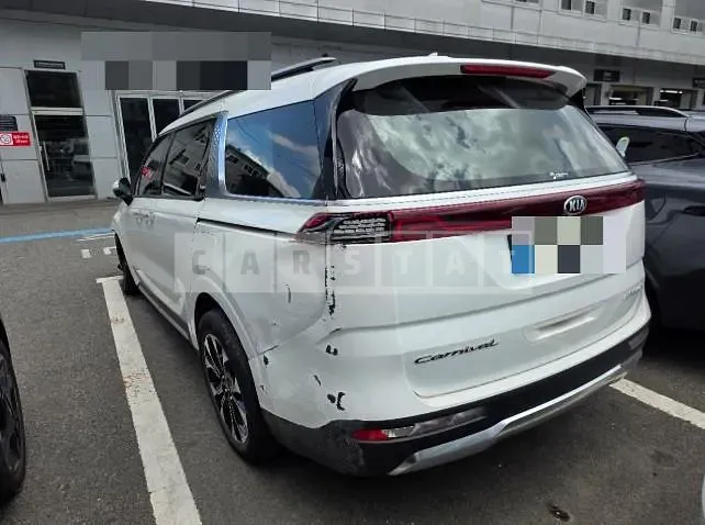 Photo 2 of 27: 2020 Kia Carnival 2.2 — Korean insurance auction