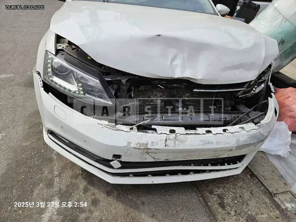 Photo 2 of 16: 2015 Volkswagen Jetta 2.0 TDI BMT Premium — Korean insurance auction