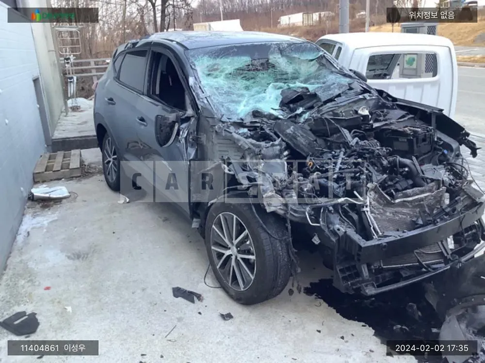 Photo 2 of 13: 2015 Hyundai Tucson, VIN KMHJ381ABGU011091 — Korean insurance auction