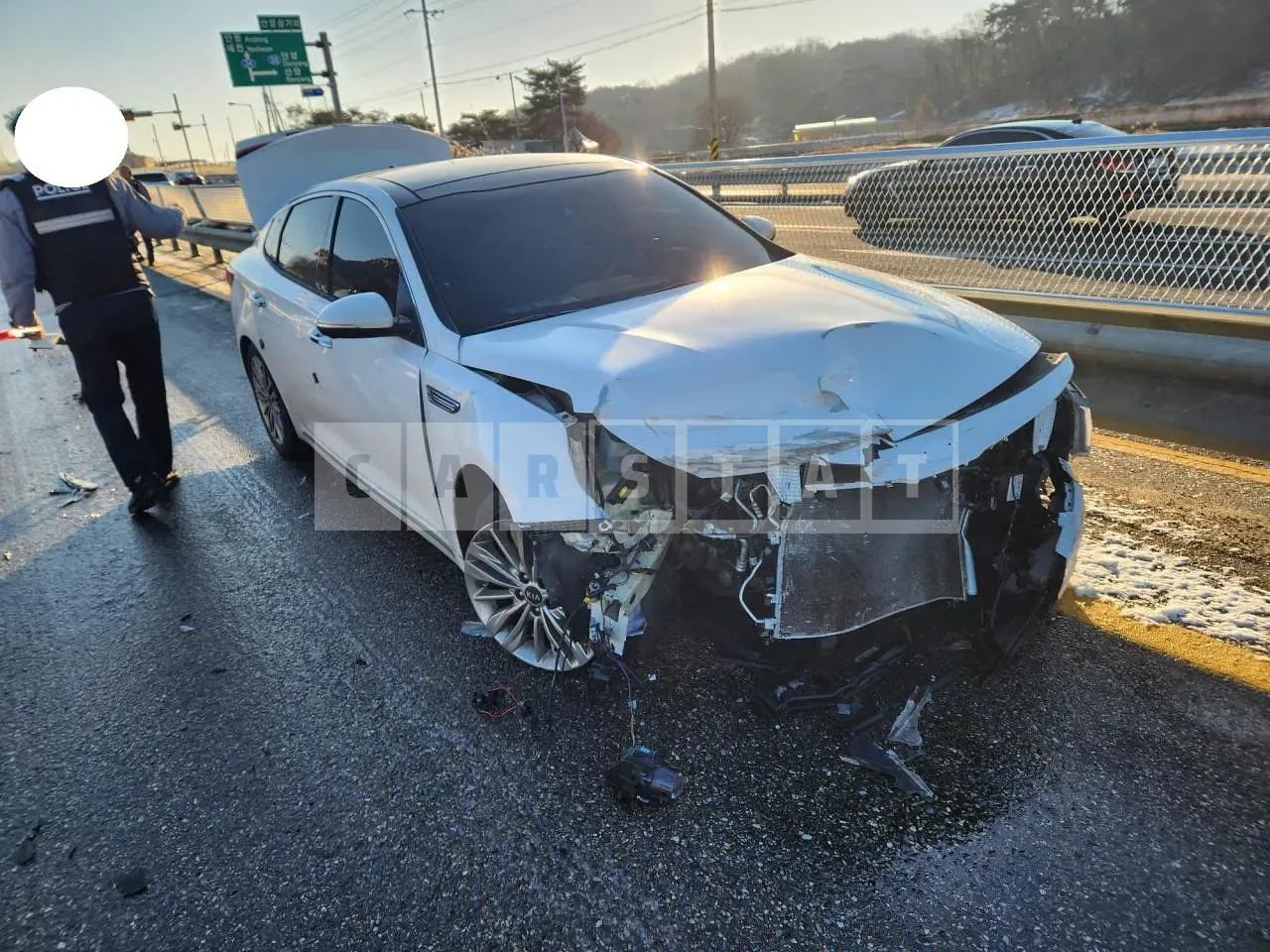 Photo 2 of 10: 2018 Kia K5, VIN KNAGW411BKA309856 — Korean insurance auction