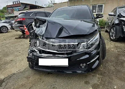 Photo 1 of 14: 2016 Kia K5 — Korean insurance auction