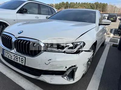 Photo 1 of 16: 2023 BMW 520i — Korean insurance auction