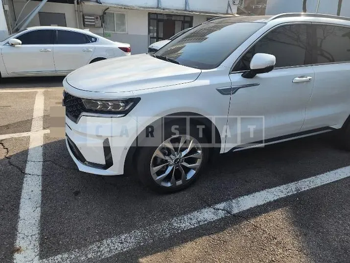 Photo 2 of 15: 2021 Kia Sorento 2.2, VIN KNARL81BGMA107329 — Korean insurance auction