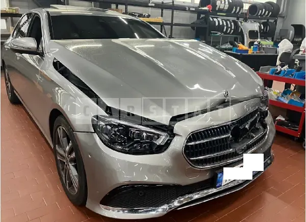 Photo 2 of 14: 2022 Mercedes-Benz E350 4Matic — Korean insurance auction