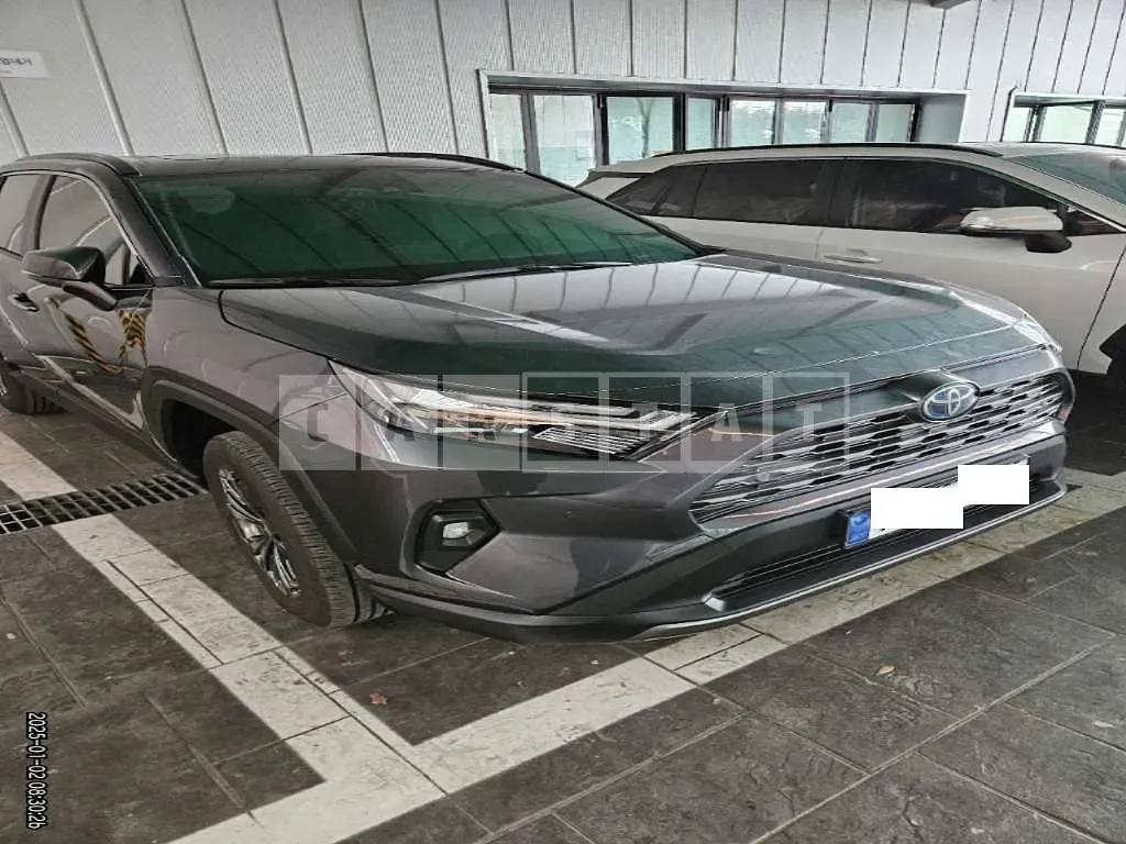 Photo 2 of 18: 2024 Toyota RAV4 Hybrid AWD — Korean insurance auction