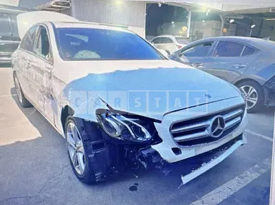 Photo 1 of 6: 2018 Mercedes-Benz E 200 — Korean insurance auction